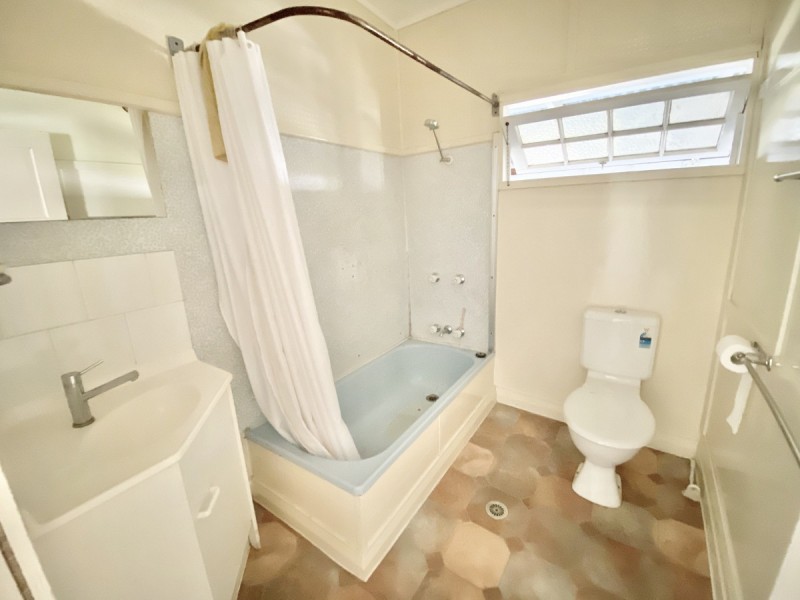 14 Pittwin Road North, Capalaba QLD 4157