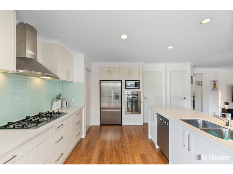 8 Windsong Circuit, Cleveland QLD 4163