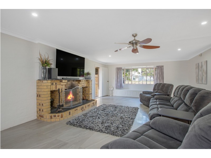 11 Plover Drive, Thornlands QLD 4164