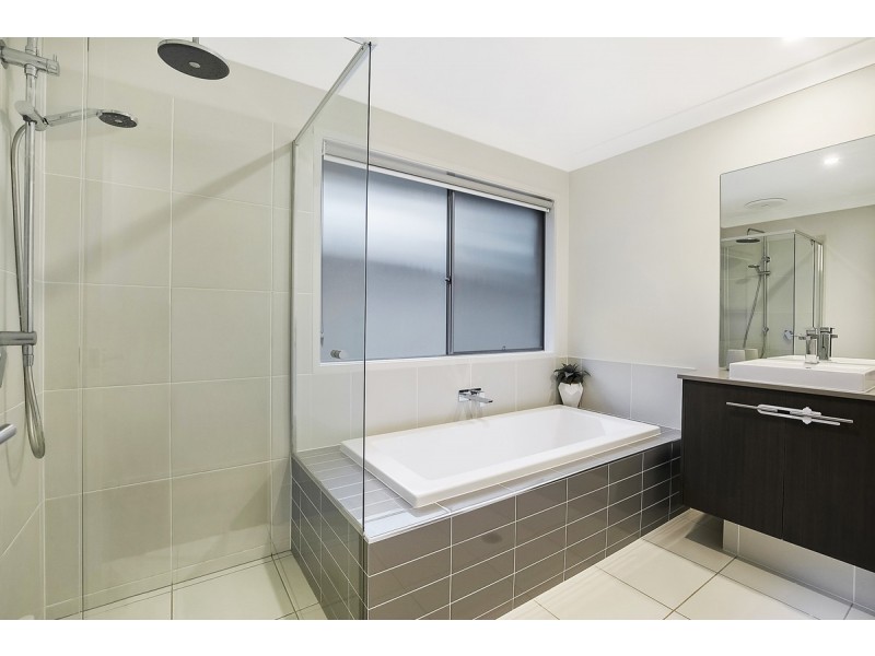 22 Frederick Street, Wellington Point QLD 4160