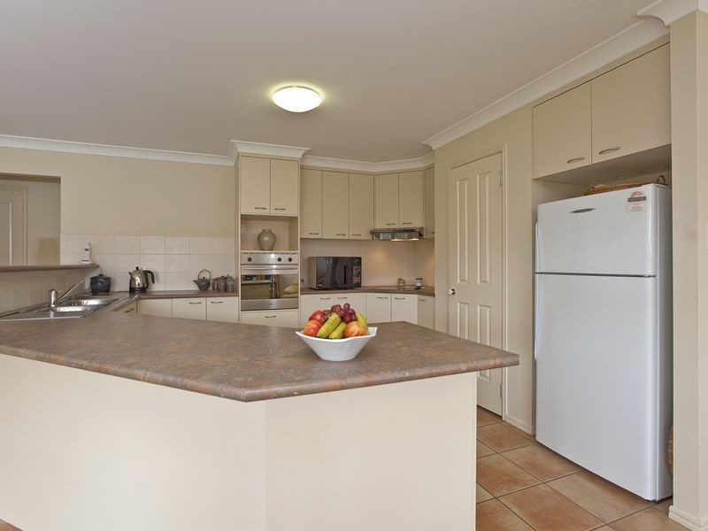 8 Eric Court, Cleveland QLD 4163