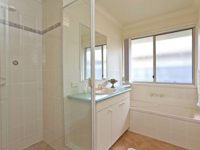 8 Eric Court, Cleveland QLD 4163