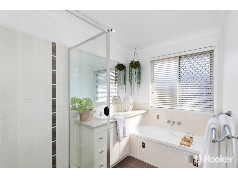 2 Lamb Close, Victoria Point QLD 4165