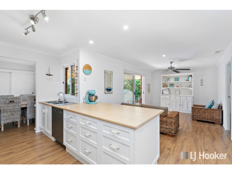 2 Cruiser Court, Cleveland QLD 4163