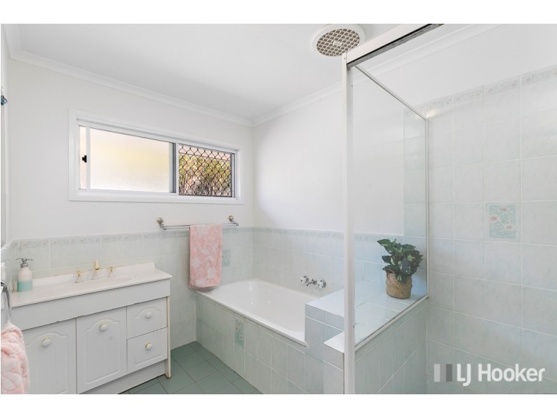 2 Cruiser Court, Cleveland QLD 4163