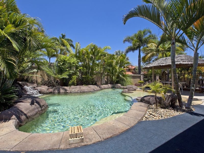 1 Apollo Court, Victoria Point QLD 4165