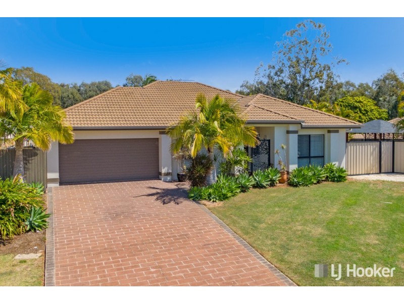 8 Pitman Place, Redland Bay QLD 4165