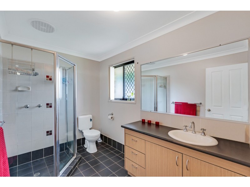 36 Brendan Way, Victoria Point QLD 4165