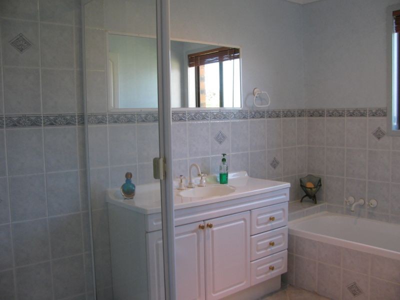 16 Sherrin Court, Cleveland QLD 4163