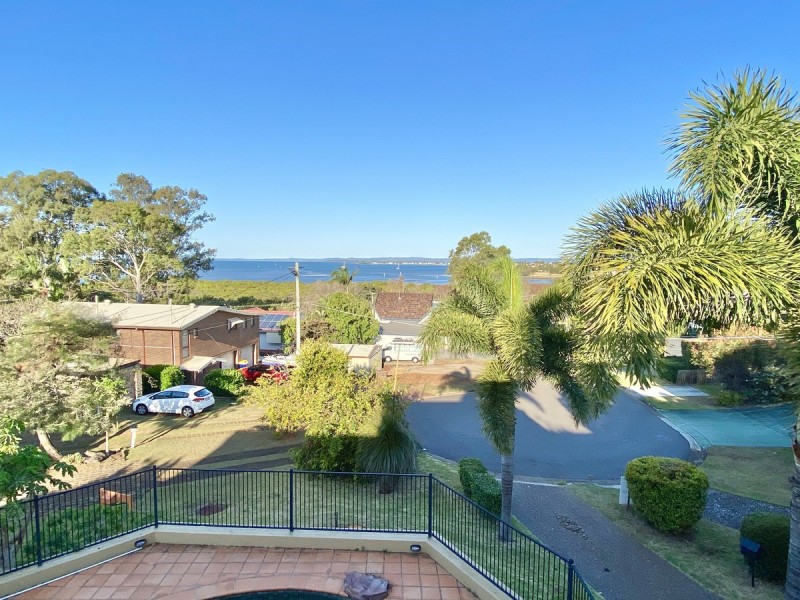5 Julie Terrace, Ormiston QLD 4160