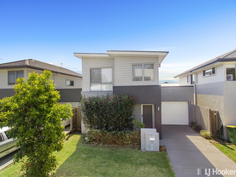 5 Newport Place, Thornlands QLD 4164