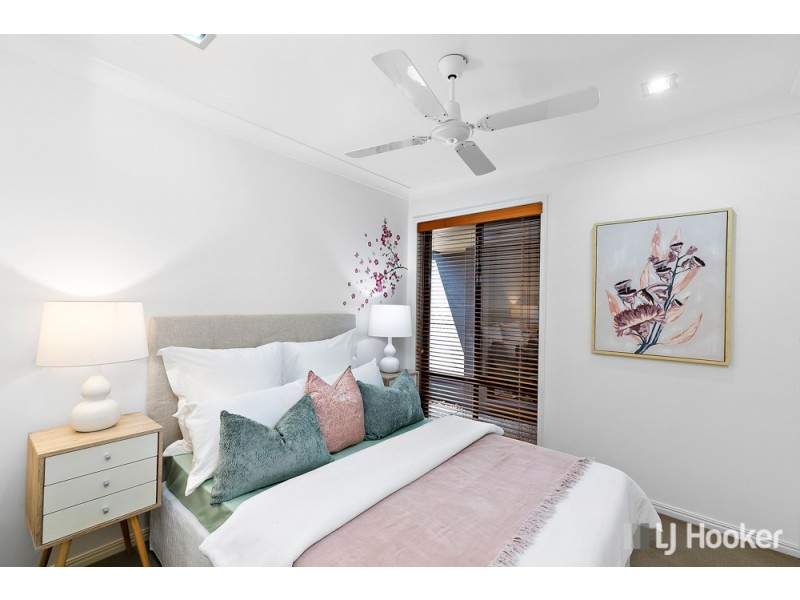 4 Foote Street, Redland Bay QLD 4165