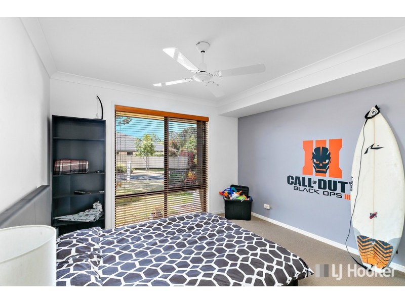 4 Foote Street, Redland Bay QLD 4165