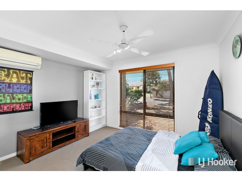 4 Foote Street, Redland Bay QLD 4165