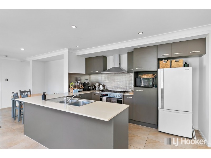 21 Davenport Street, Thornlands QLD 4164