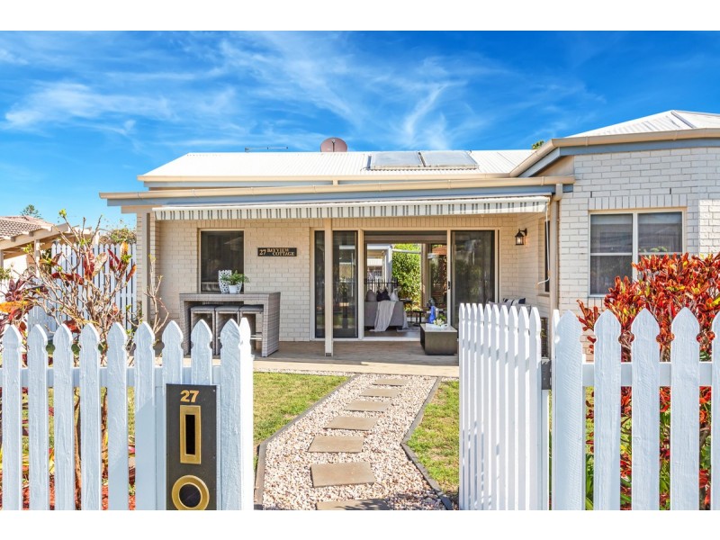 27 Bayswater Drive, Victoria Point QLD 4165