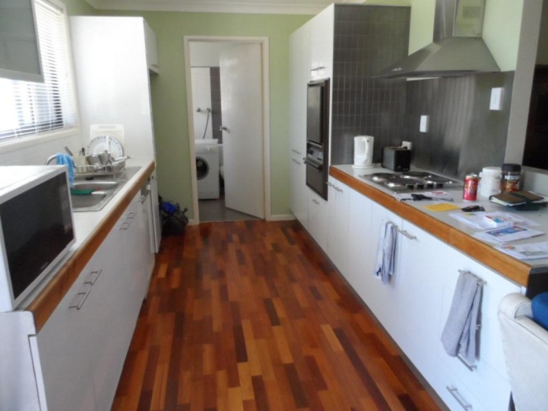 4 Peel Court, Cleveland QLD 4163