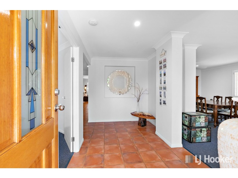 7 Keirnan Street, Redland Bay QLD 4165