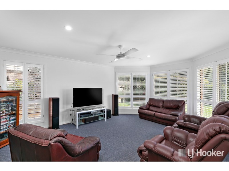 7 Keirnan Street, Redland Bay QLD 4165