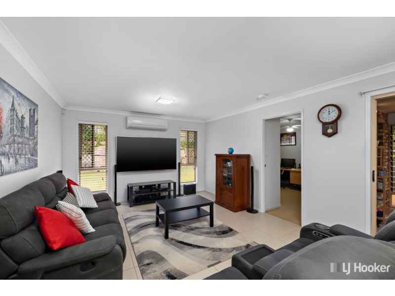 37 Aquila Street, Redland Bay QLD 4165