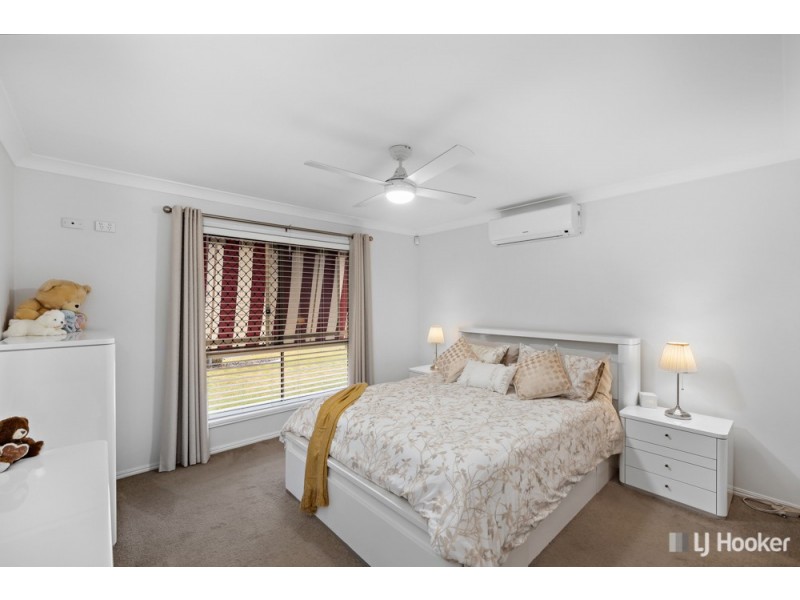 37 Aquila Street, Redland Bay QLD 4165