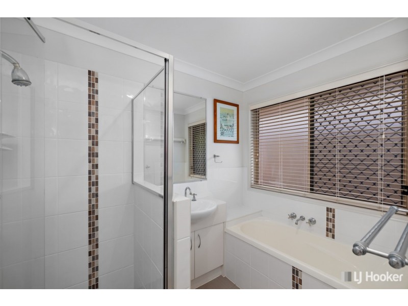 37 Aquila Street, Redland Bay QLD 4165