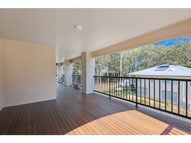 28 Seabrae Drive, Redland Bay QLD 4165
