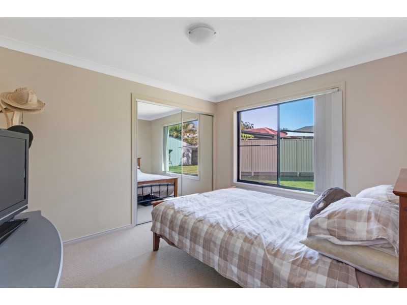 28 Seabrae Drive, Redland Bay QLD 4165