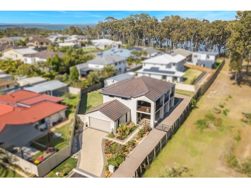 28 Seabrae Drive, Redland Bay QLD 4165