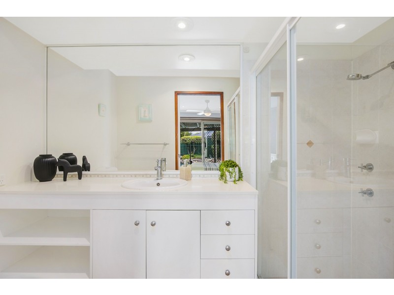 10 Fryar Street, Victoria Point QLD 4165