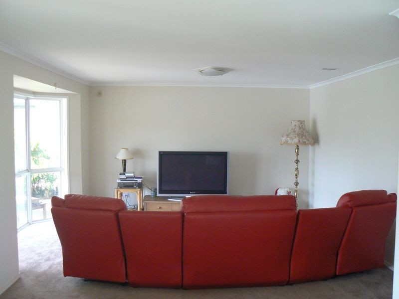 12 Voyagers Court, Raby Bay QLD 4163