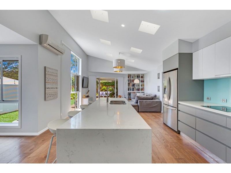 25 Kerder Street, Thornlands QLD 4164