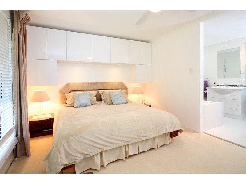 18 Riverton Drive, Wellington Point QLD 4160