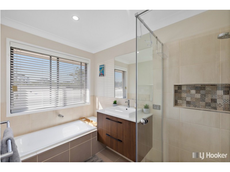 13 Seaforth Avenue, Thornlands QLD 4164