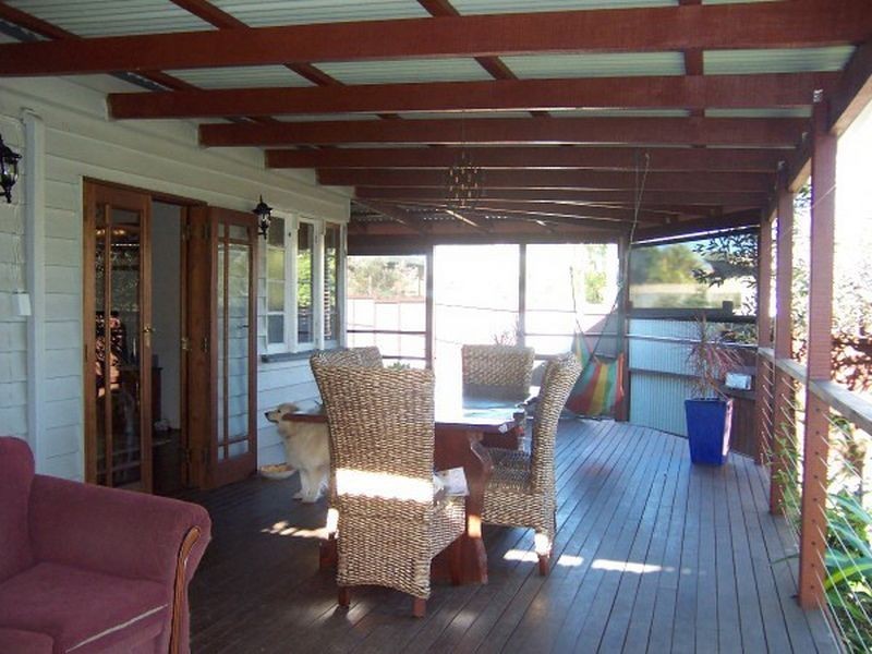 6 Oakland Avenue, Redland Bay QLD 4165