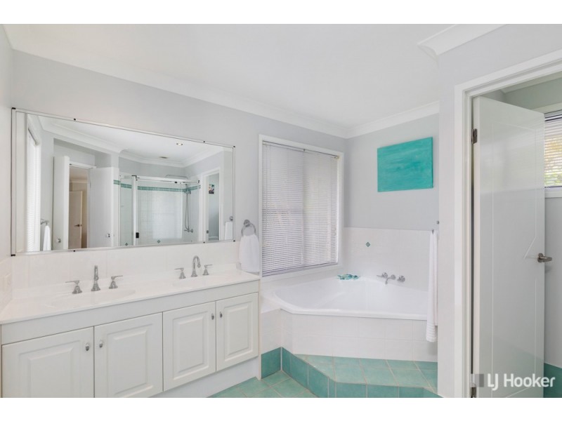 27 Bayshore Place, Cleveland QLD 4163