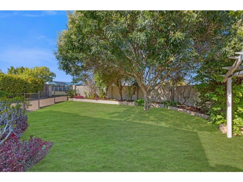 14 Hawkins Place, Thornlands QLD 4164