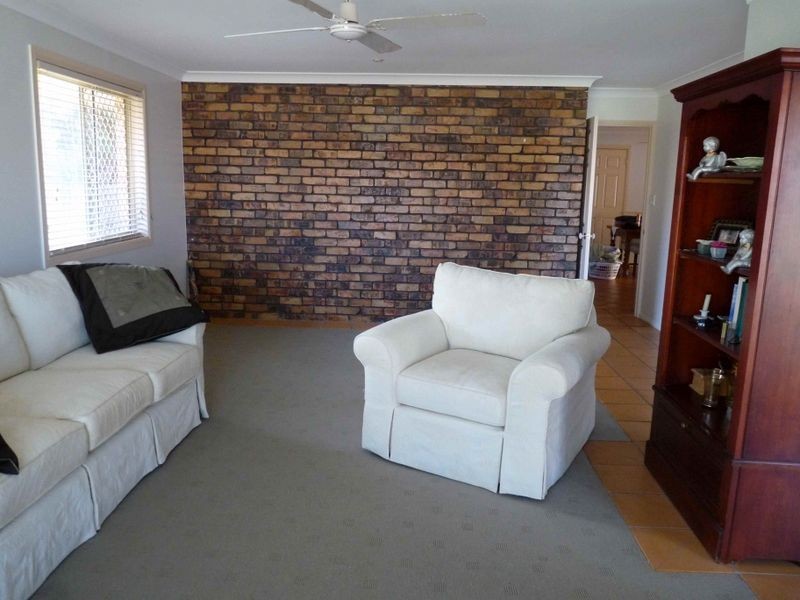 9 Oak Street, Victoria Point QLD 4165