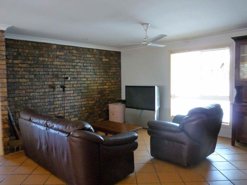 9 Oak Street, Victoria Point QLD 4165