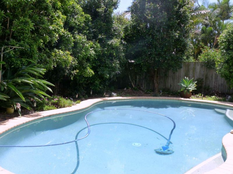 9 Oak Street, Victoria Point QLD 4165