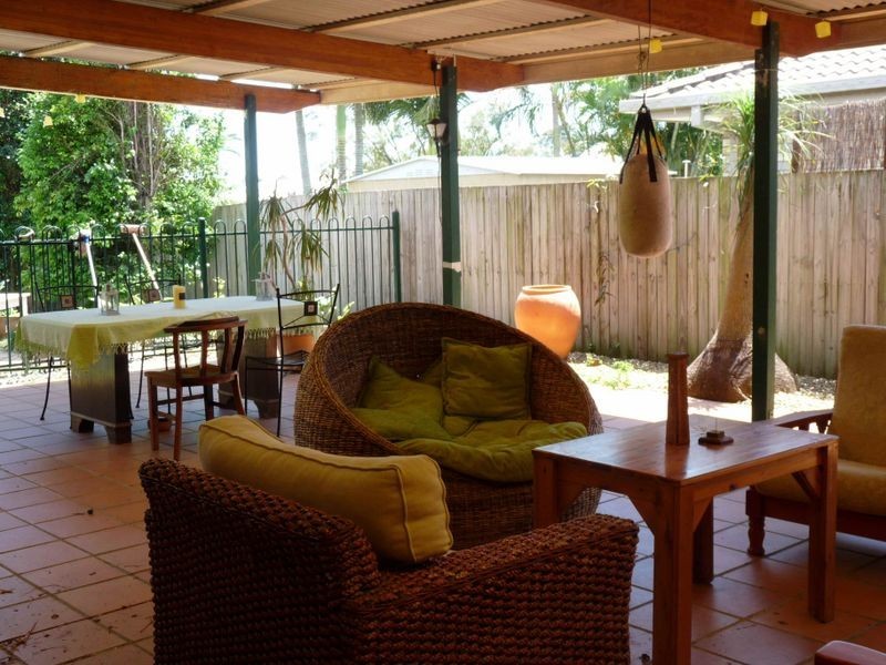 9 Oak Street, Victoria Point QLD 4165