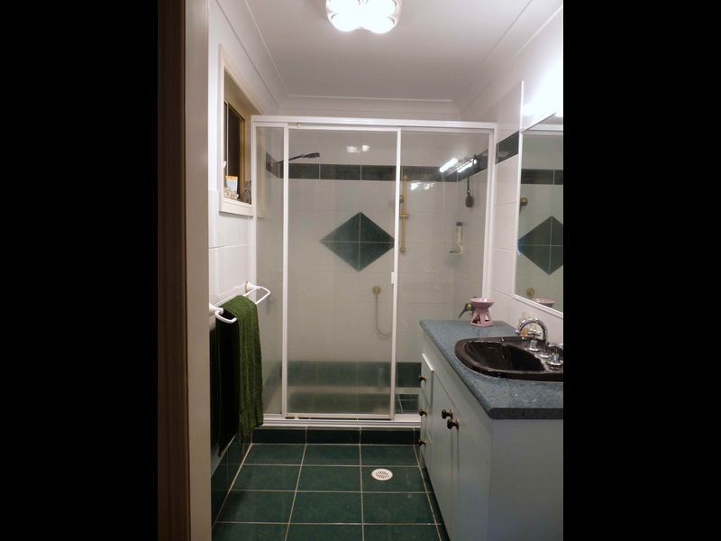 9 Oak Street, Victoria Point QLD 4165