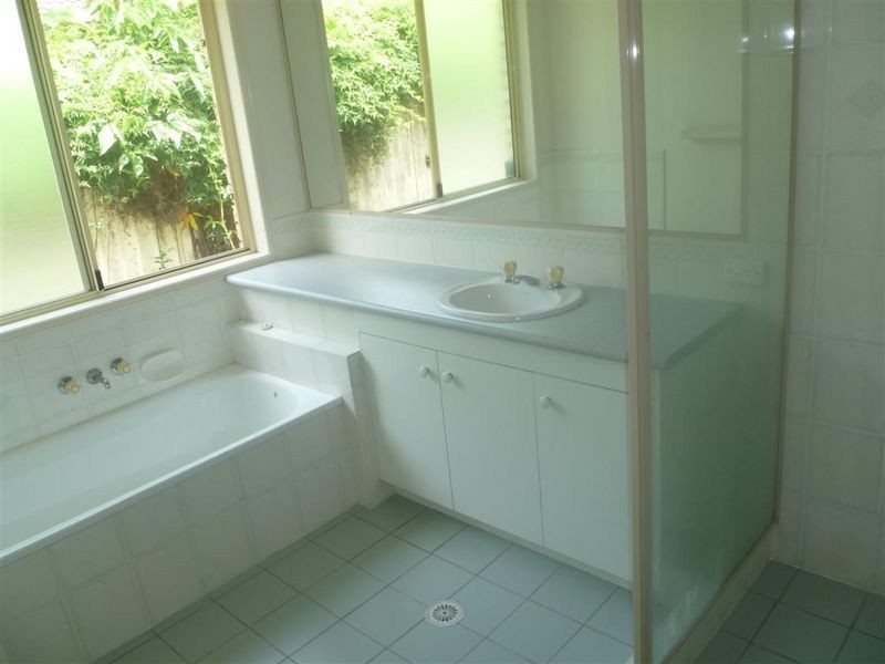 45 Lawn Terrace, Capalaba QLD 4157