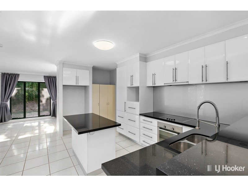 350 Woodlands Drive, Thornlands QLD 4164