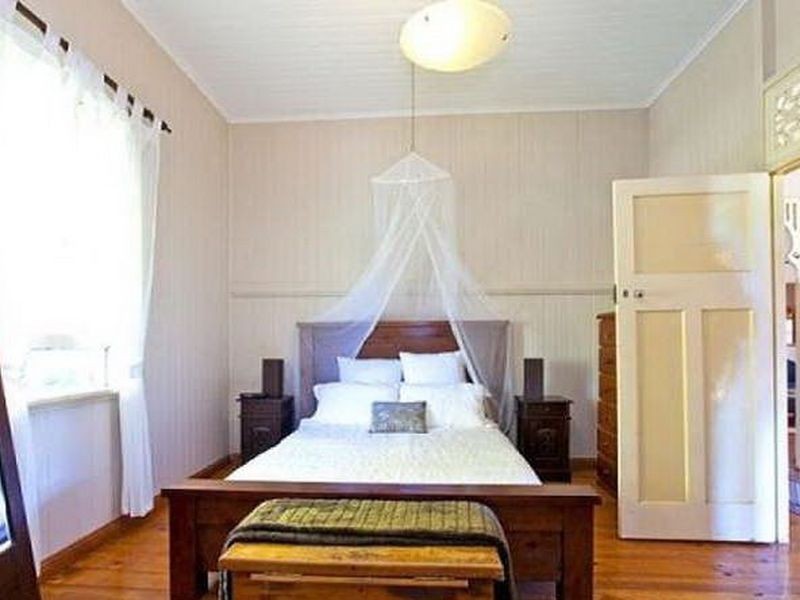 271 Bloomfield Street, Cleveland QLD 4163