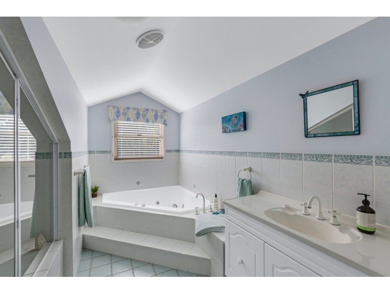 21 Yarran Street, Victoria Point QLD 4165