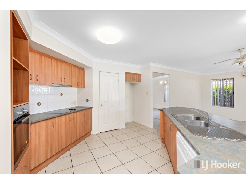 12 Foote Street, Redland Bay QLD 4165