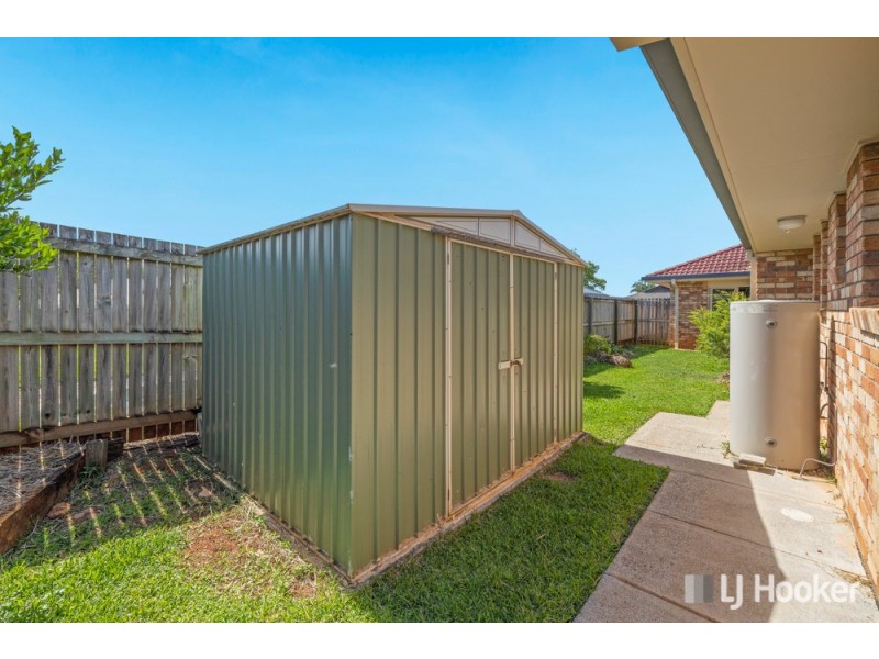12 Foote Street, Redland Bay QLD 4165