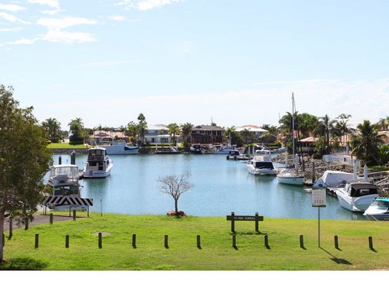 51 Anchorage Drive, Raby Bay QLD 4163