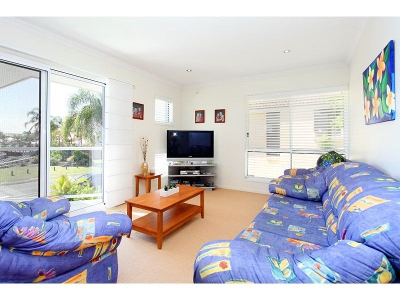 51 Anchorage Drive, Raby Bay QLD 4163